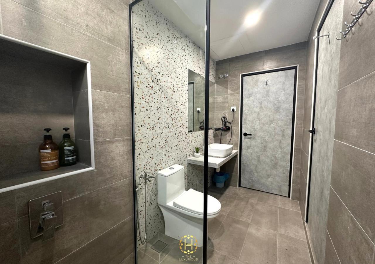 The Luxurious 27, Johor Bahru Villa Kültér fotó