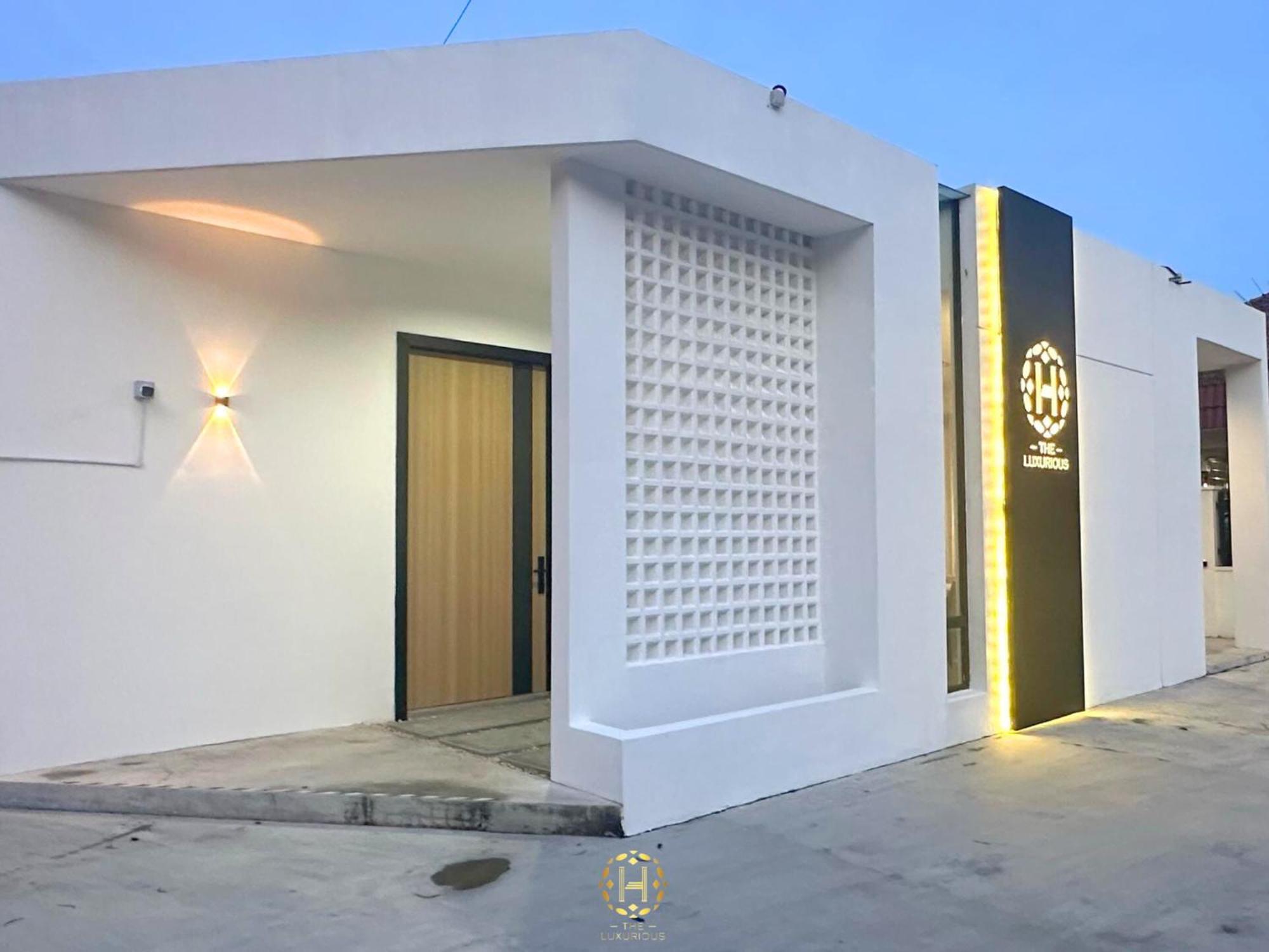 The Luxurious 27, Johor Bahru Villa Kültér fotó