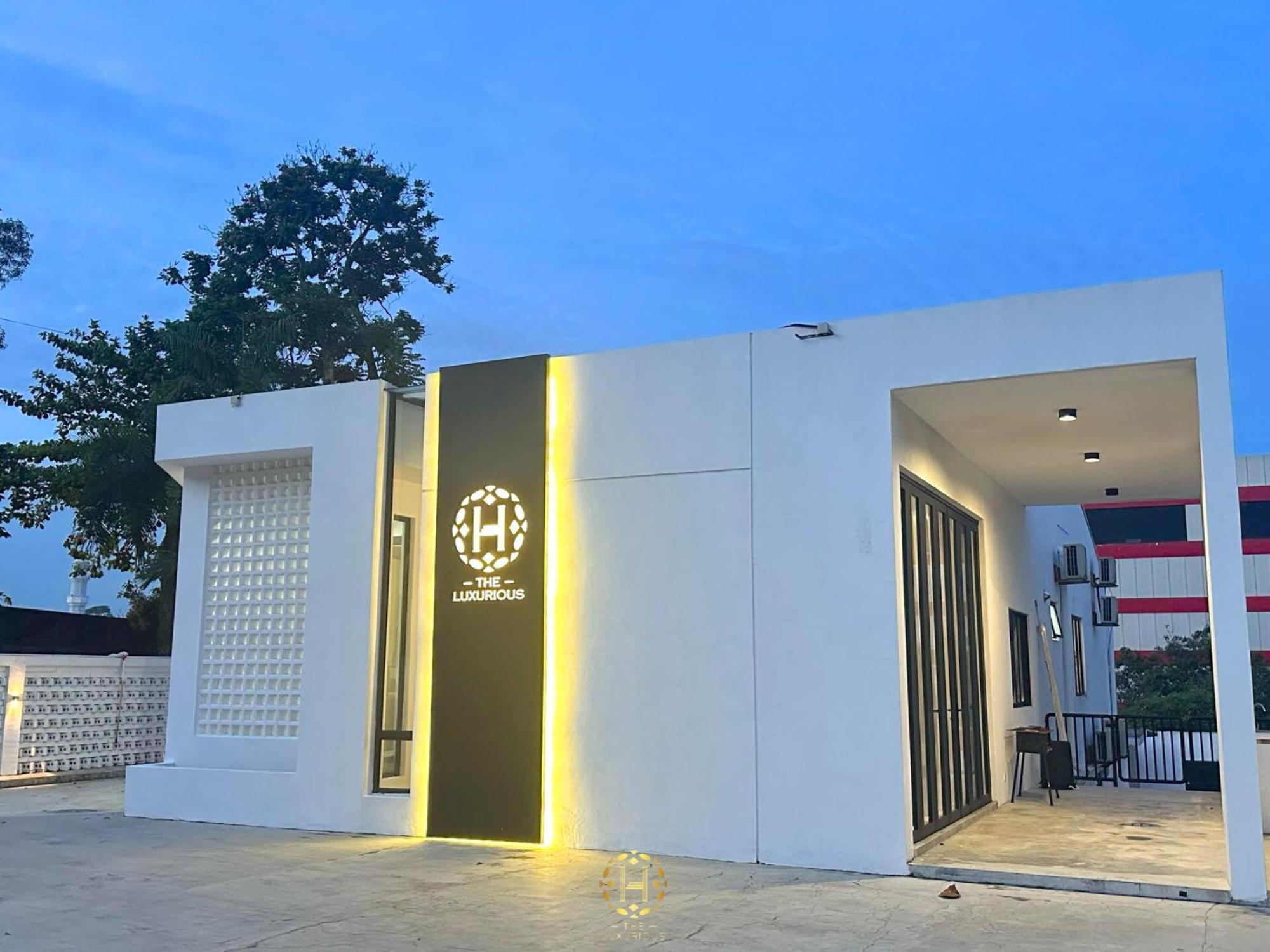 The Luxurious 27, Johor Bahru Villa Kültér fotó